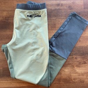 Flag Nor Fail Leggings - Green Tricolor, Size M